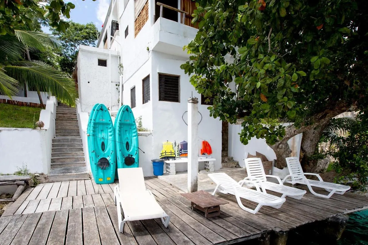 Marina Izavela Hotel Bacalar Mexikó